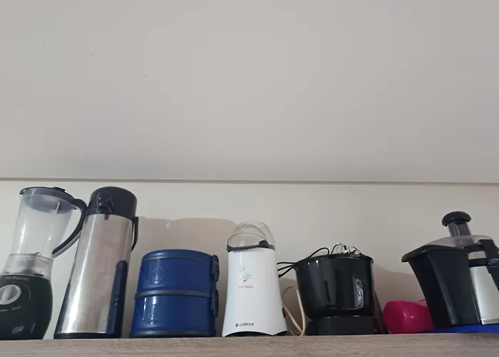 Apto De 2 Quartos Com 2 Ar, Garagem, No Centro Sul