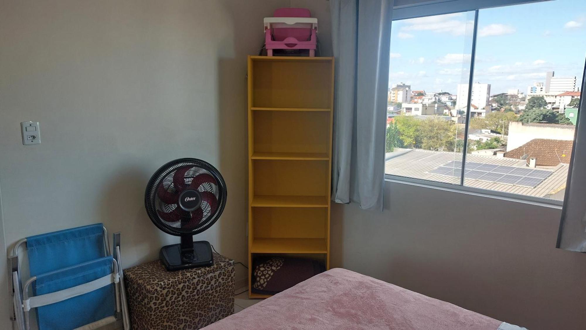 Apto De 2 Quartos Com 2 Ar, Garagem, No Centro Sul Santo Angelo